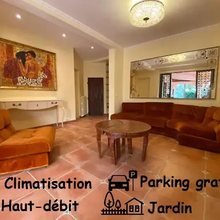 Holiday home Rez-de-jardin De 4 Pieces